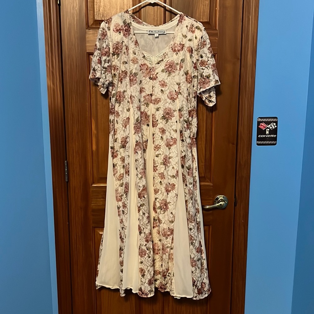 Floral print dress